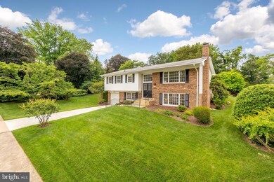 9721 Counsellor Dr, Vienna, VA 22181 - photo 4