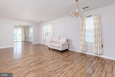 88 Knollwood Dr, Woodbury, NJ 08096 - photo 2