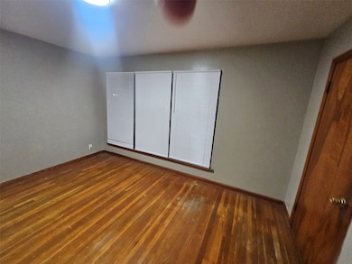 2810 Monticello Dr, Houston, TX 77045 - photo 7