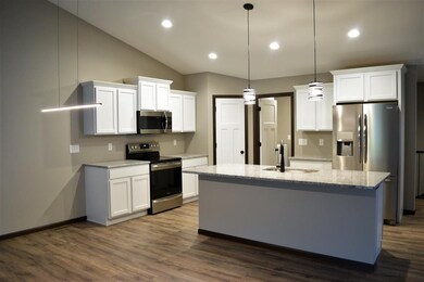 404 Dawson Dr, West Branch, IA 52358 - photo 6