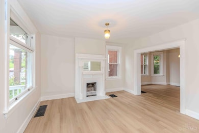 1537 Dixmont Ave, Cincinnati, OH 45207 - photo 4