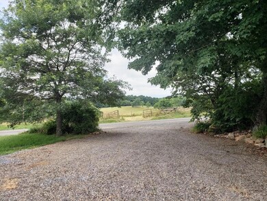 Spacious driveway entrance.
