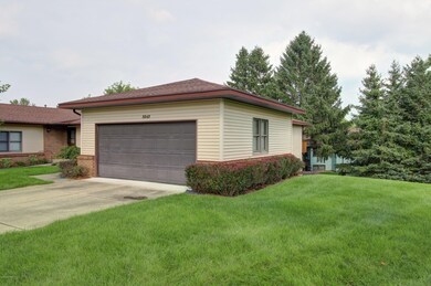 2242 Mapleton St NE Grand-print-002-11-F