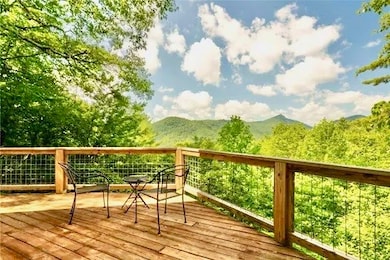 735 Trays Island Rd, Sapphire, NC 28774 - photo 6