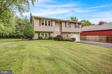 142 Perry Rd, Shoemakersville, PA 19555 - photo 3