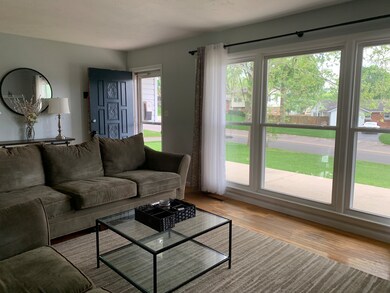 4112 31st St, Columbus, IN 47203 - photo 4