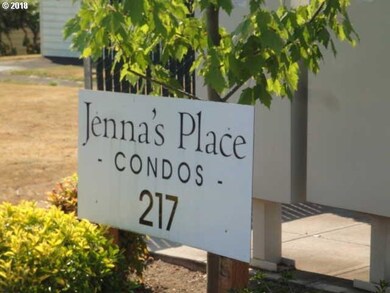 217 NE 146th Ave unit 26, Portland, OR 97230 - photo 2