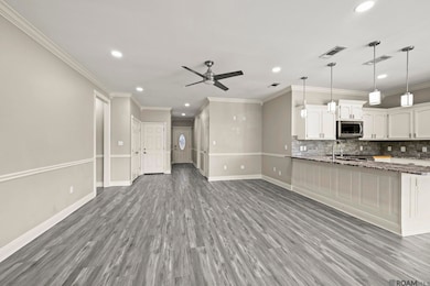 18113 Martha Dr, Zachary, LA 70791 - photo 7