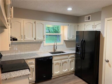 10250 W 50th Terrace, Shawnee, KS 66203 - photo 7