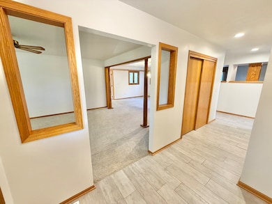 4893 Huxley Dr, Rockford, IL 61101 - photo 3