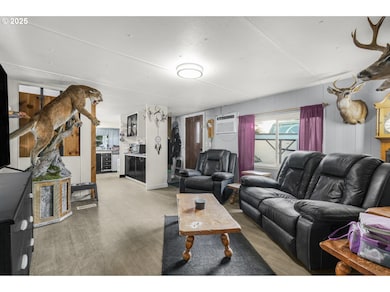 545 Warren St S unit 7, Monmouth, OR 97361 - photo 3