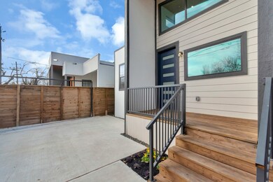 3105 Brewster St, Houston, TX 77026 - photo 7