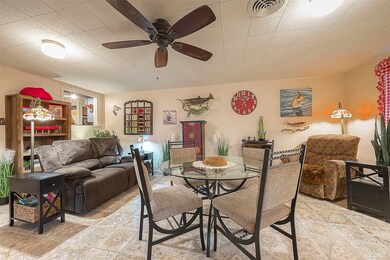 2008 Hillcrest Dr, Bay City, TX 77414 - photo 7