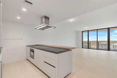 Brickell Flatiron unit 3310, Miami, FL 33131 - photo 2