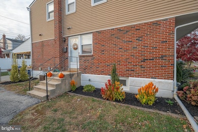 825 Hood Rd, Swarthmore, PA 19081 - photo 3