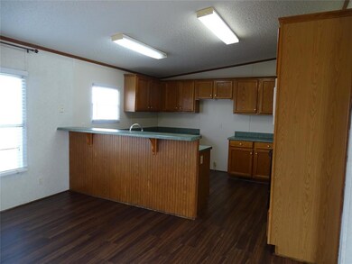 178 Pondview Dr, Decatur, TX 76234 - photo 6