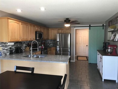 1939 Wellington Ln, Maryville, IL 62062 - photo 7