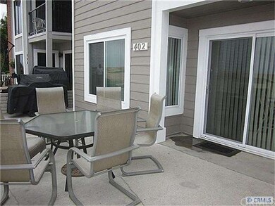 Patio with BBQ table and chairs-Private patio