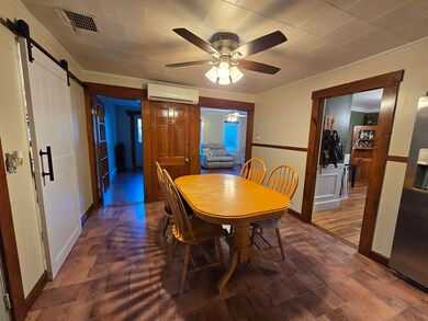 22 S High St, Ashburnham, MA 01430 - photo 4