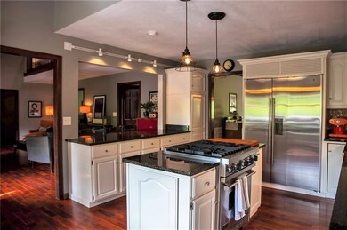 kitchen with sub zero frig and Viking gas stove