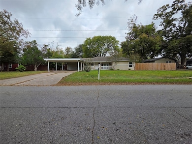 12417 Dumas St, Houston, TX 77034 - photo 3