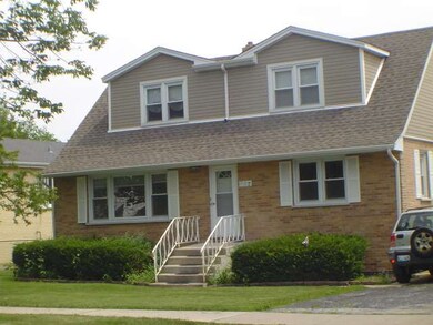 597 N West Ave, Elmhurst, IL 60126 - photo 2