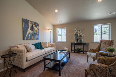 Edgewood - LivingRoom