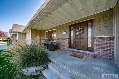 1162 Ruthann Dr, Blackfoot, ID 83221 - photo 2