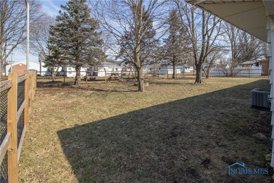 502 Eastlawn Dr, North Baltimore, OH 45872 - photo 6