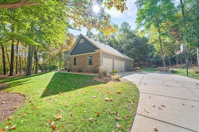 1560 Stonecreek Dr unit 14, Niles, MI 49120 - photo 4