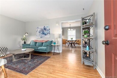 406 Onteora Blvd, Asheville, NC 28803 - photo 2