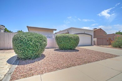 1435 E Kristal Way-2