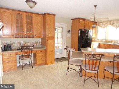 741 Ridersville Rd, Berkeley Springs, WV 25411 - photo 6