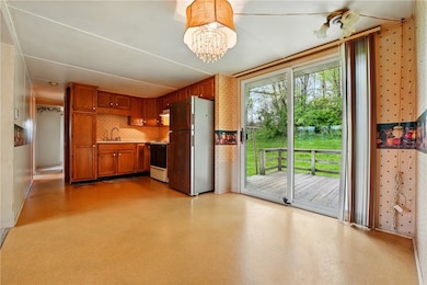 49 Orchard Rd, New Wilmington, PA 16142 - photo 5