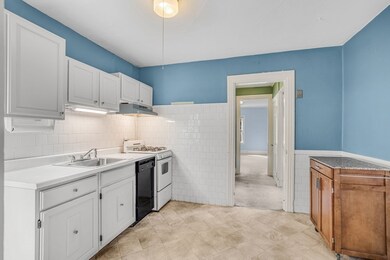 38-40 Court Ln, Concord, MA 01742 - photo 6