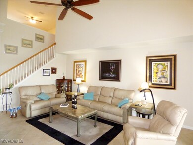 LIVING ROOM AREA