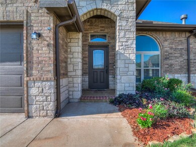 2908 NW 183rd Cir, Edmond, OK 73012 - photo 2