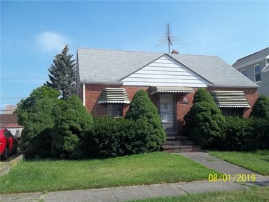 19321 Shawnee Ave, Cleveland, OH 44119 - photo 2