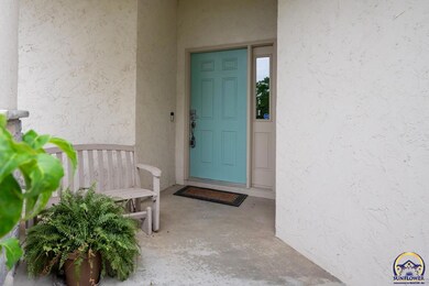 6225 SW 38th Ct, Topeka, KS 66610 - photo 3