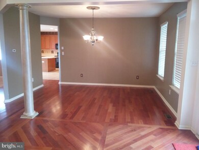 553 Maidstone Dr, Williamstown, NJ 08094 - photo 4