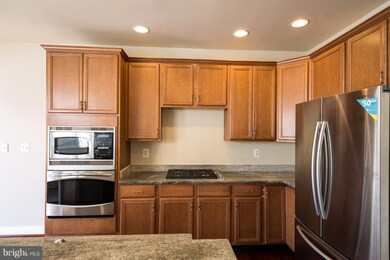 22105 Fair Garden Ln, Clarksburg, MD 20871 - photo 2
