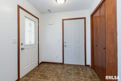 3707 W 46th St, Davenport, IA 52806 - photo 3