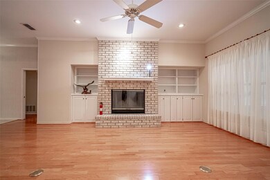 5001 Alamo Ct, Granbury, TX 76049 - photo 6