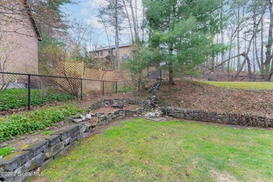21 Oak Tree Ln Schenectady NY mls-43