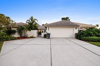 01_20508LinksviewWay_57_FrontView_Custom