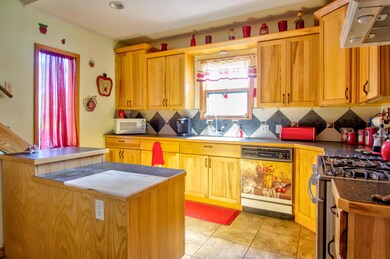 411 Anderson (3 of 22)