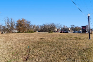 243 E 141st St, Glenpool, OK 74033 - photo 3