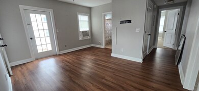157 Earle St unit 2, Fall River, MA 02723 - photo 4
