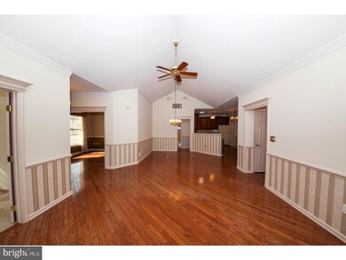 619 Bellflower Rd unit V256, Langhorne, PA 19047 - photo 7
