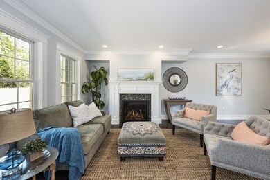 498 Auburn St unit 498, Auburndale, MA 02466 - photo 6